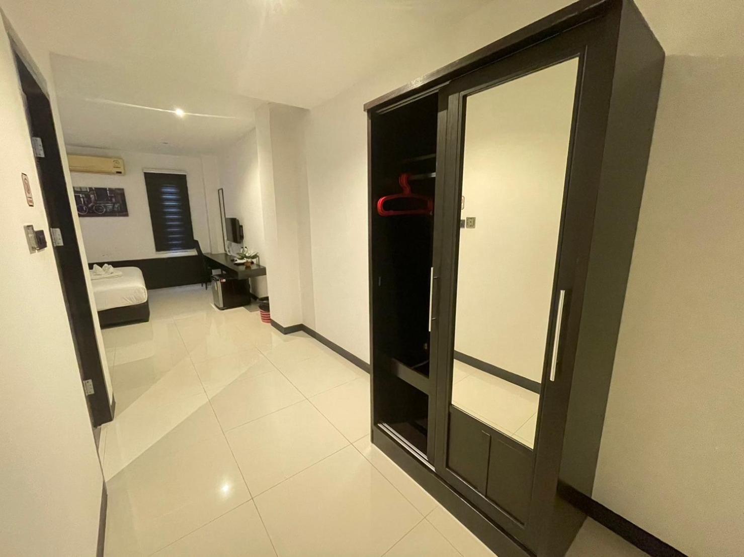 צ'יאנג מאי Azz Hotel מראה חיצוני תמונה
